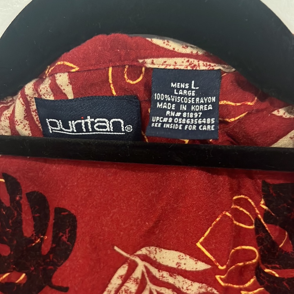 Button down with leaves - Picture 2 of 4